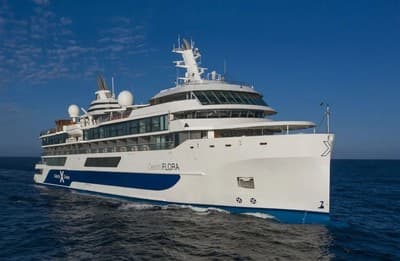 Лайнер Celebrity Flora, компании Celebrity Cruises