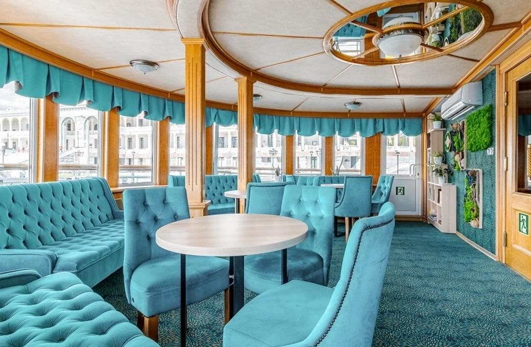 Лайнер Северная сказка, компании Созвездие. Фото 1