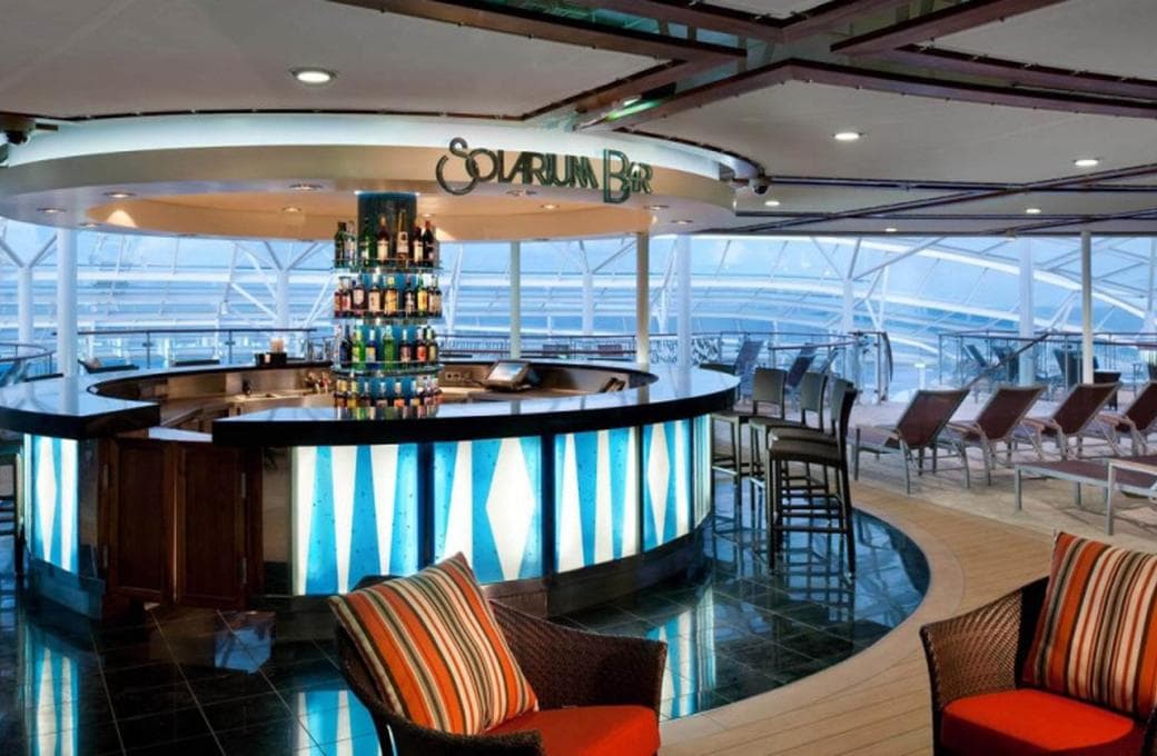 Лайнер Harmony Of The Seas, компании Royal Caribbean International. Фото 1