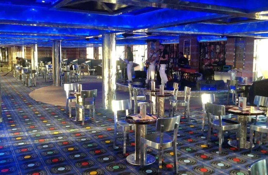 Лайнер Costa Diadema, компании Costa Cruises. Фото 1