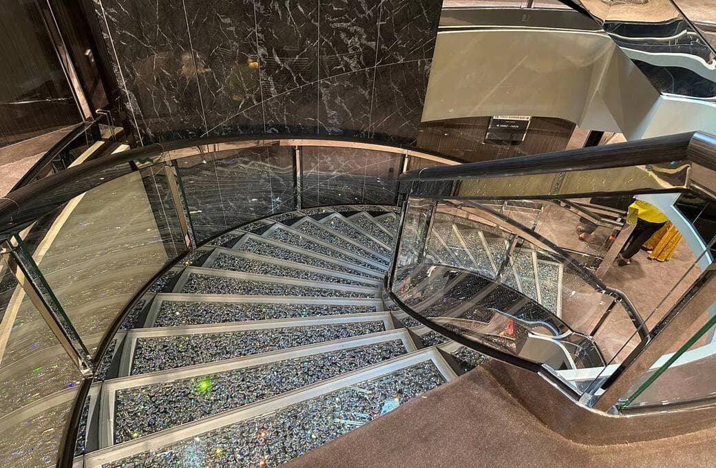 Лайнер MSC Euribia, компании MSC Crociere. Фото 1