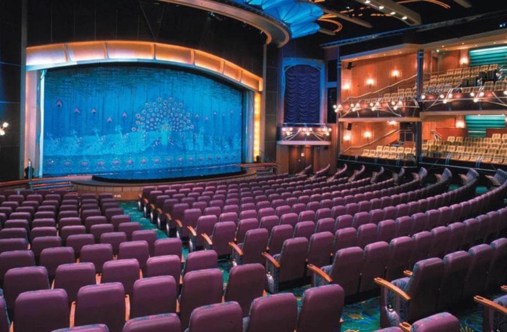 Лайнер Adventure Of The Seas, компании Royal Caribbean International. Фото 1