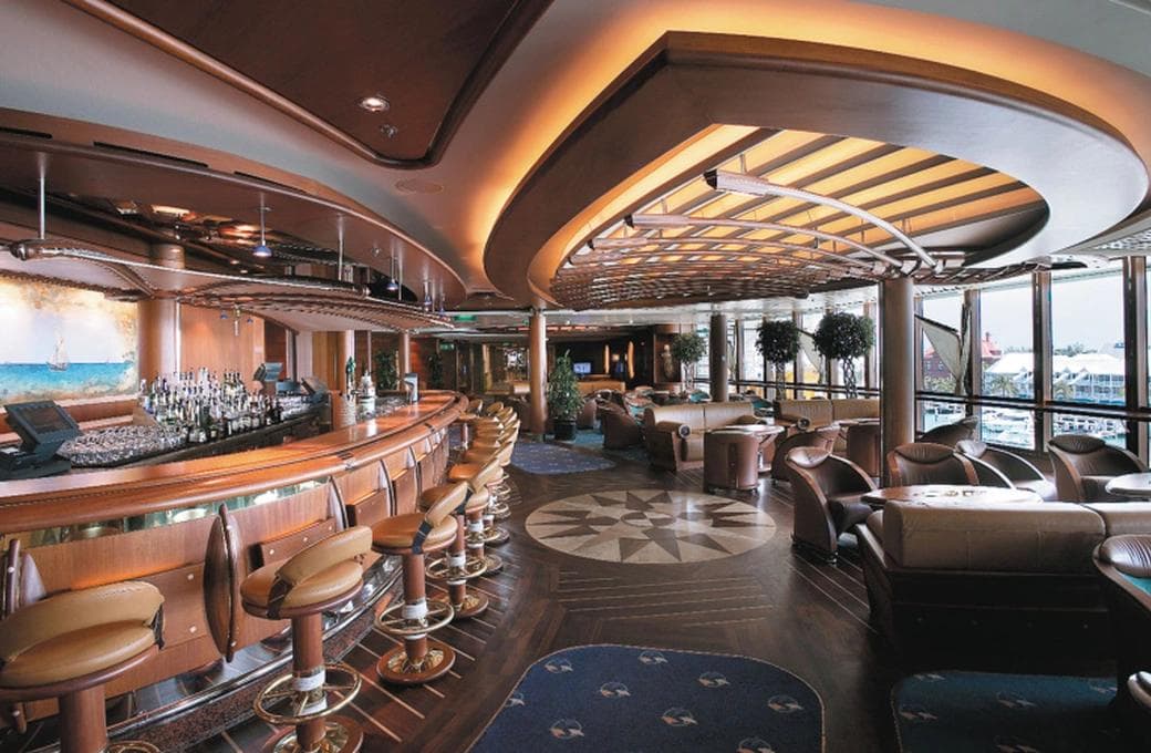 Лайнер Brilliance Of The Seas, компании Royal Caribbean International. Фото 1