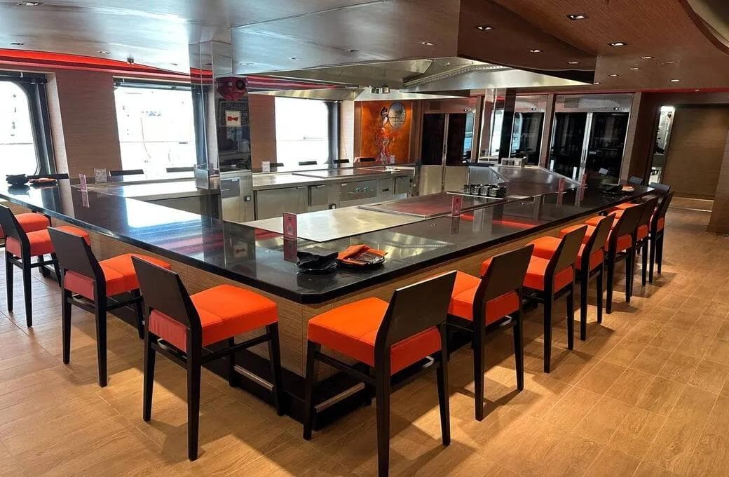 Лайнер MSC Euribia, компании MSC Crociere. Фото 1