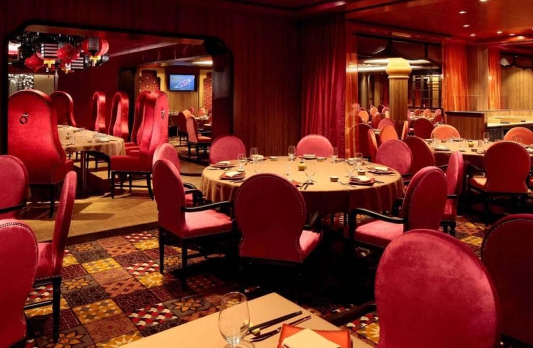 Лайнер Quantum Of The Seas, компании Royal Caribbean International. Фото 1