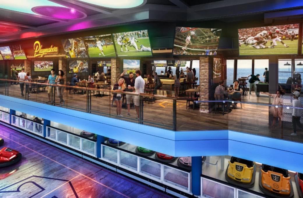 Лайнер Odyssey Of The Seas, компании Royal Caribbean International. Фото 1