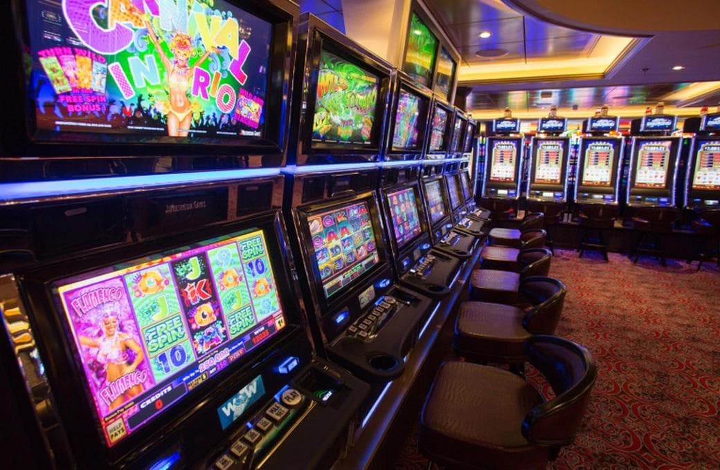 Лайнер Anthem Of The Seas, компании Royal Caribbean International. Фото 1