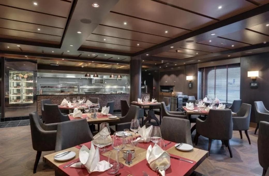 Лайнер MSC Bellissima, компании MSC Crociere. Фото 1