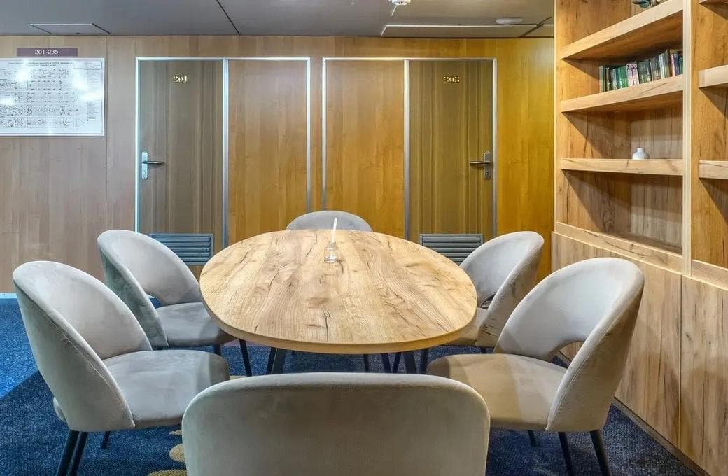 Лайнер Ленин, компании ВодоходЪ. Фото 1