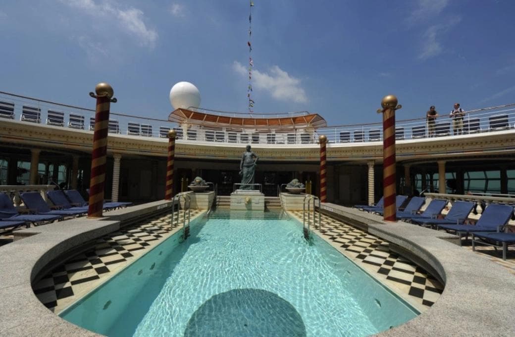 Лайнер Mariner Of The Seas, компании Royal Caribbean International. Фото 1