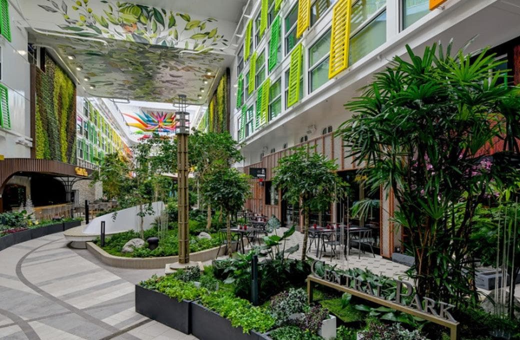 Лайнер Icon Of The Seas New Ship 2024, компании Royal Caribbean International. Фото 1