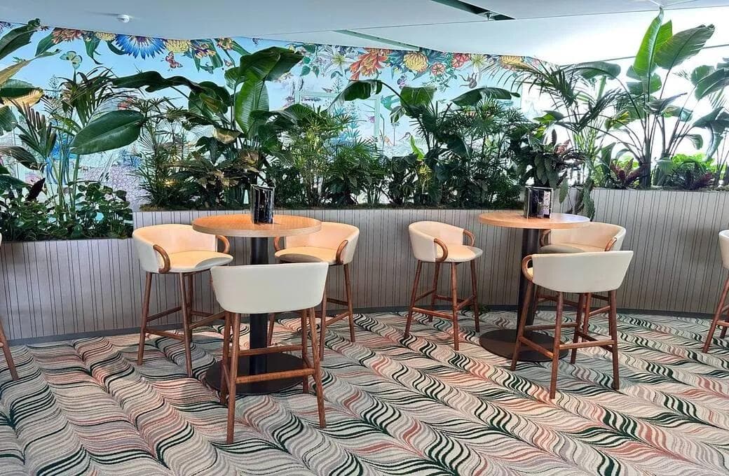 Лайнер Celebrity Ascent, компании Celebrity Cruises. Фото 1