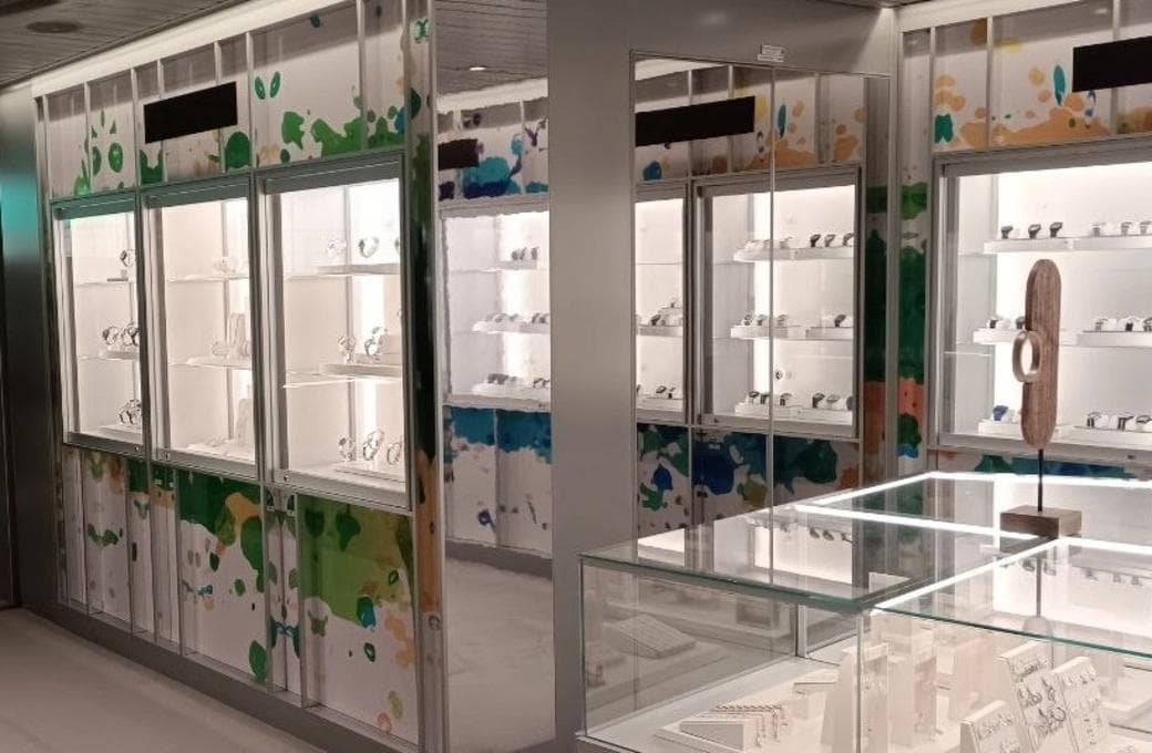 Лайнер Costa Smeralda, компании Costa Cruises. Фото 1