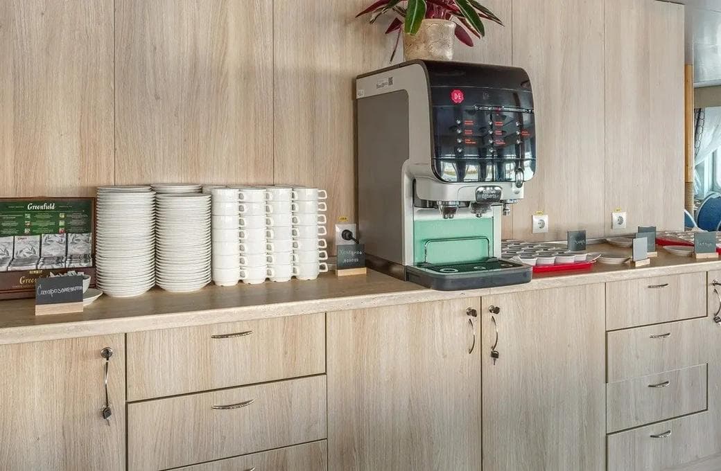 Лайнер Александр Радищев, компании ВодоходЪ. Фото 1