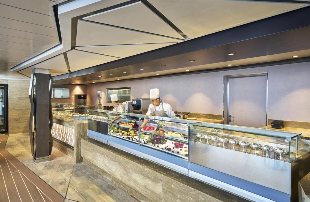 Лайнер Explora I, компании Explora Journeys. Фото 1