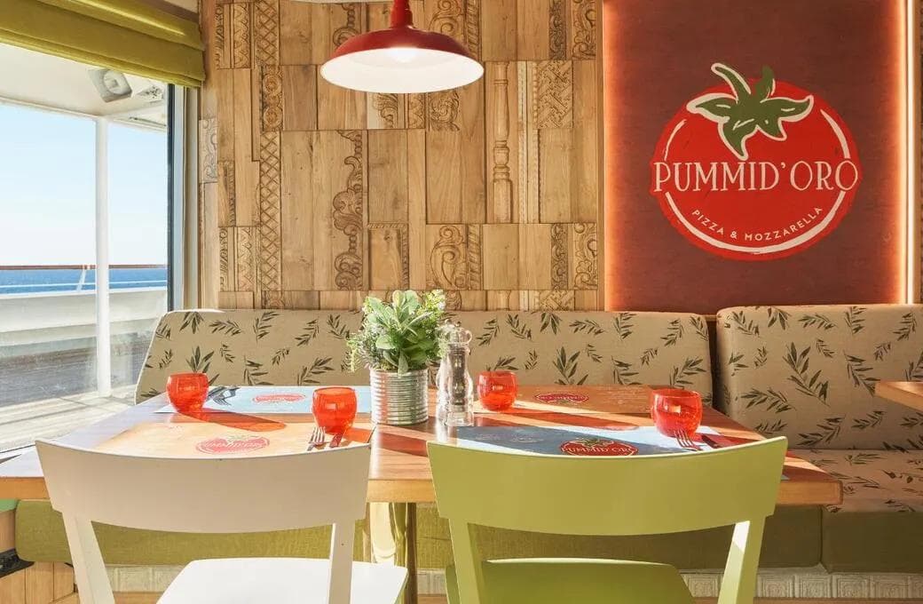 Лайнер Costa Fortuna, компании Costa Cruises. Фото 1