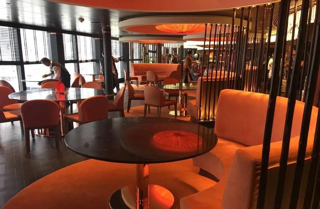 Лайнер MSC Seaview, компании MSC Crociere. Фото 1