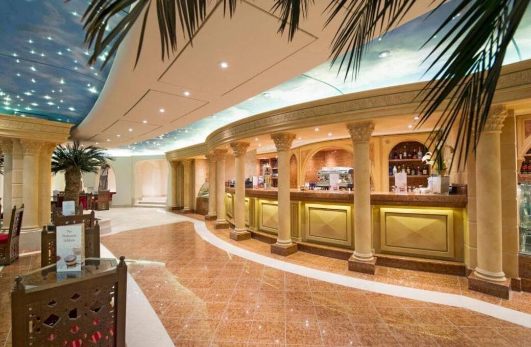 Лайнер MSC Preziosa, компании MSC Crociere. Фото 1