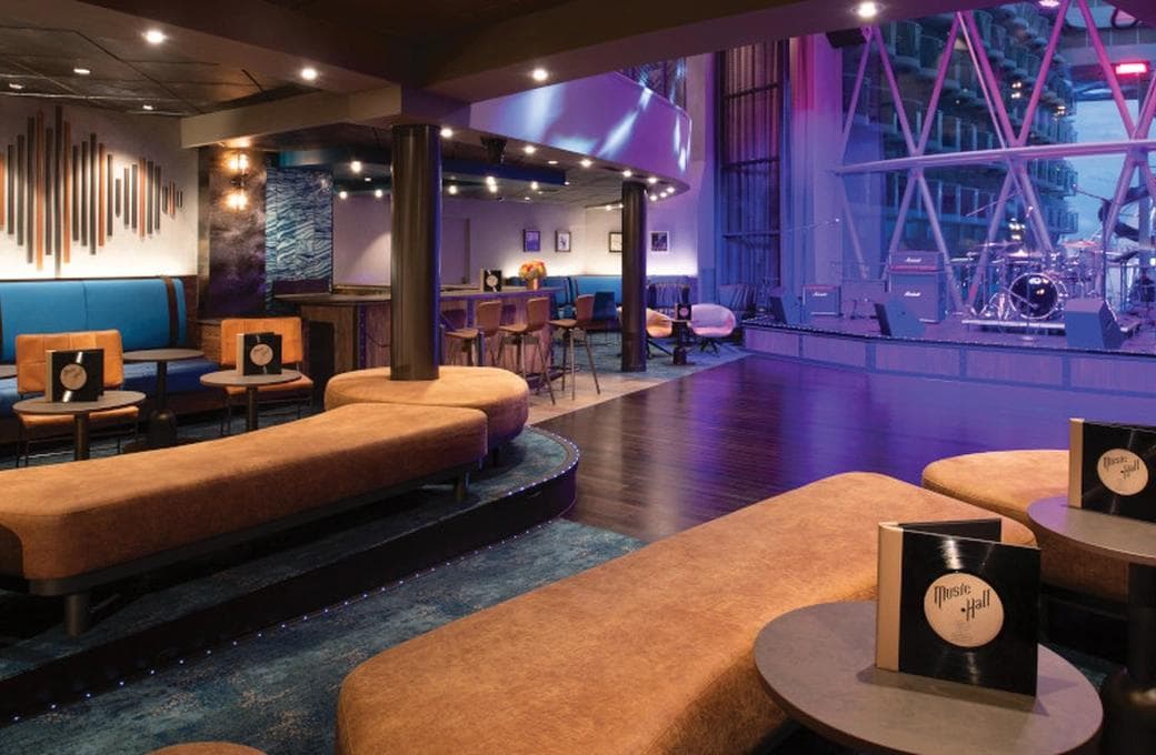 Лайнер Utopia Of The Seas New Ship 2024, компании Royal Caribbean International. Фото 1