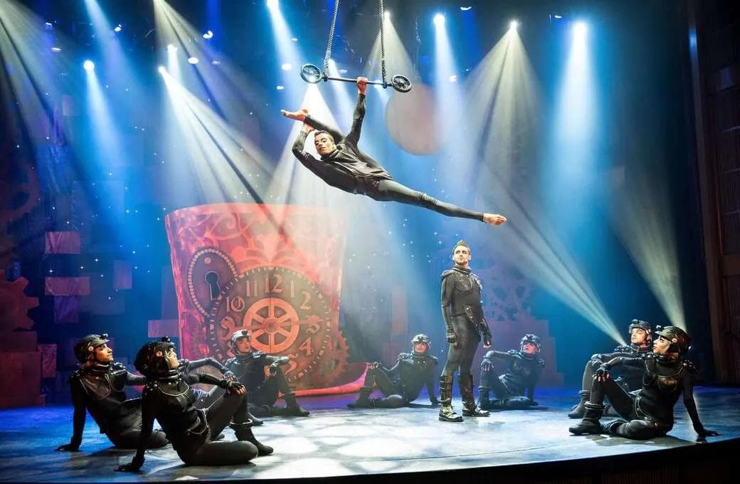 Лайнер Celebrity Eclipse, компании Celebrity Cruises. Фото 1