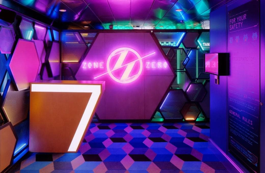 Лайнер Odyssey Of The Seas, компании Royal Caribbean International. Фото 1