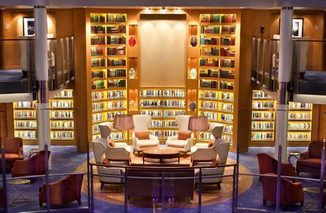 Лайнер Celebrity Eclipse, компании Celebrity Cruises. Фото 1