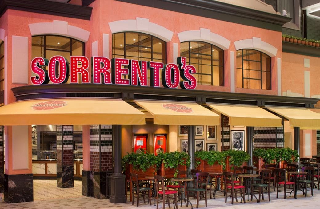 Лайнер Harmony Of The Seas, компании Royal Caribbean International. Фото 1