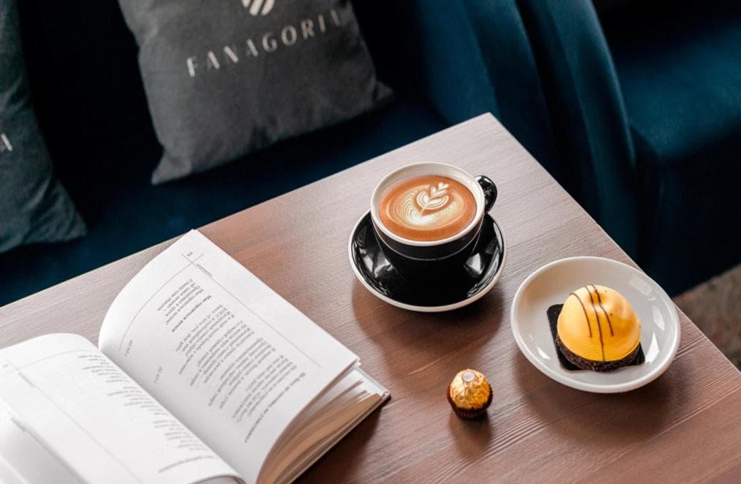 Лайнер Александр Бенуа, компании Созвездие. Фото 1