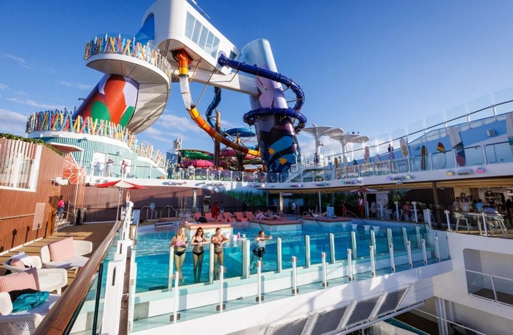 Лайнер Icon Of The Seas New Ship 2024, компании Royal Caribbean International. Фото 1