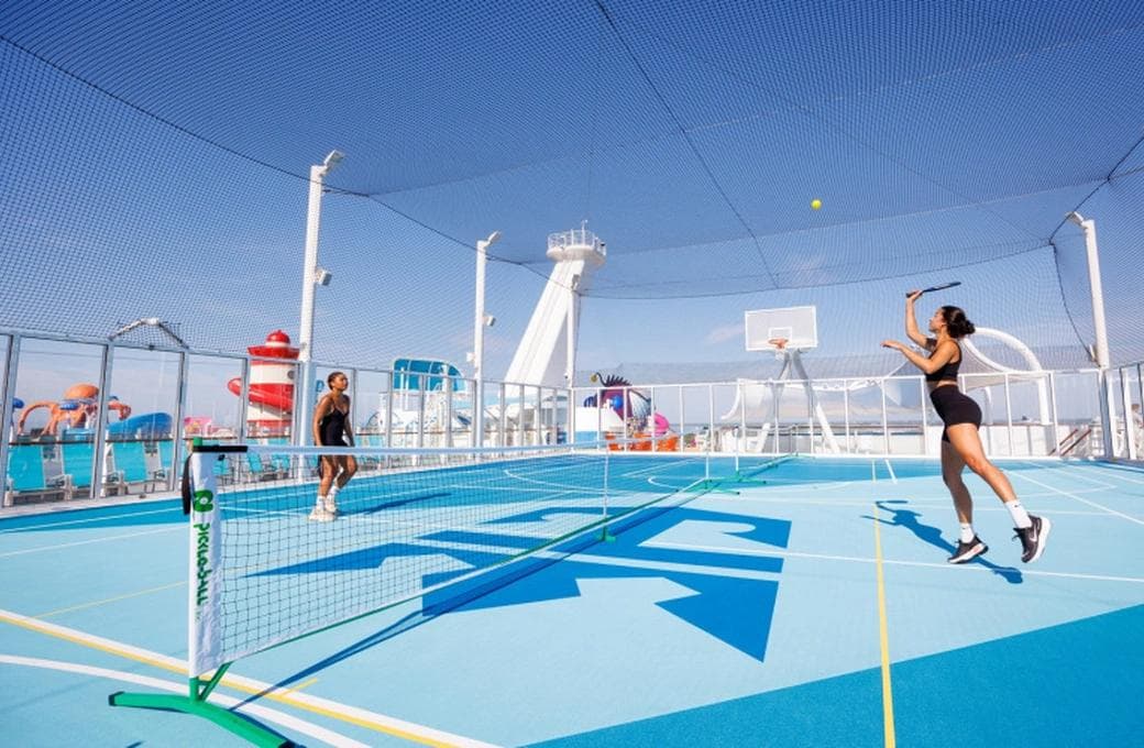 Лайнер Utopia Of The Seas New Ship 2024, компании Royal Caribbean International. Фото 1