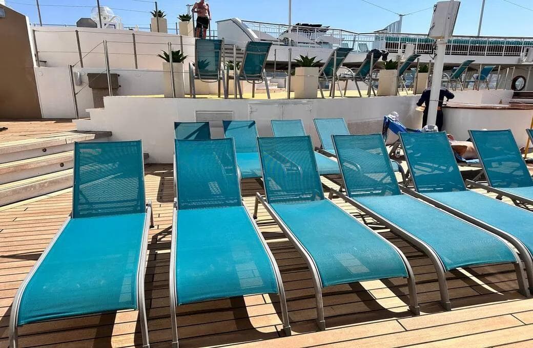 Лайнер Celestyal Discovery, компании Celestyal Cruises. Фото 1