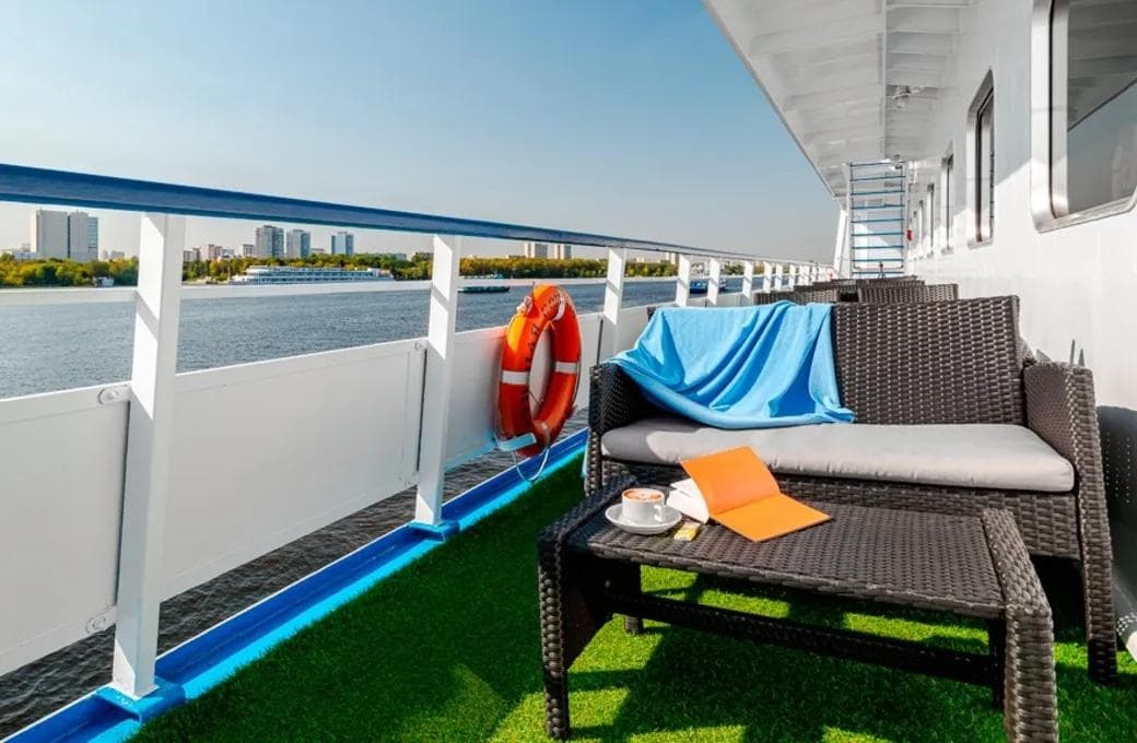 Лайнер Лунная соната, компании Созвездие. Фото 1