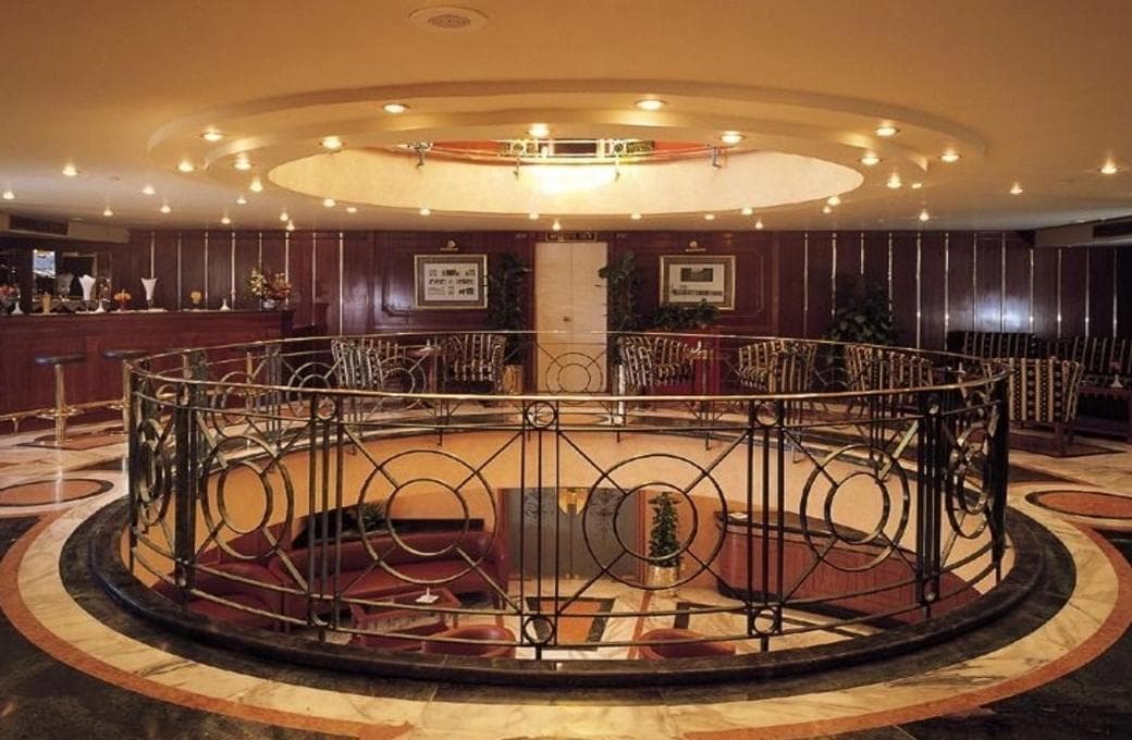 Лайнер Jaz Celebrity, компании Nile River Cruises. Фото 1