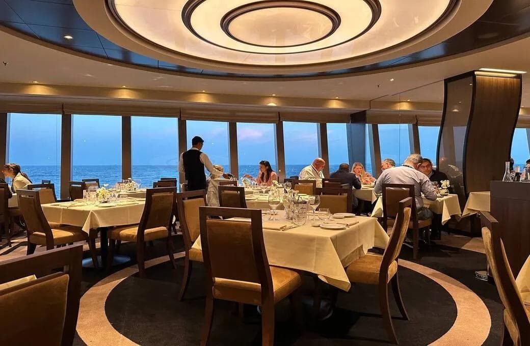 Лайнер MSC Euribia, компании MSC Crociere. Фото 1