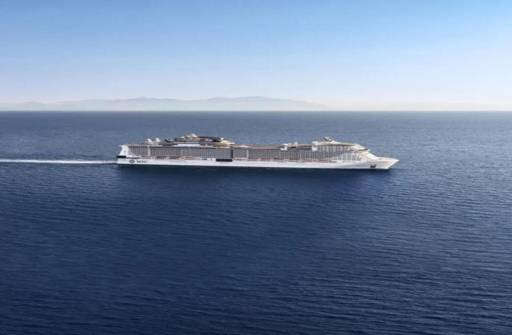 Лайнер MSC Virtuosa, компании MSC Crociere. Фото 1