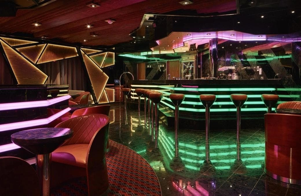 Лайнер Costa Diadema, компании Costa Cruises. Фото 1