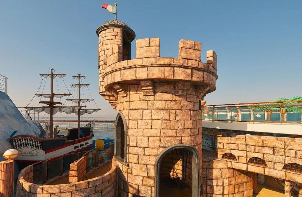 Лайнер Costa Favolosa, компании Costa Cruises. Фото 1