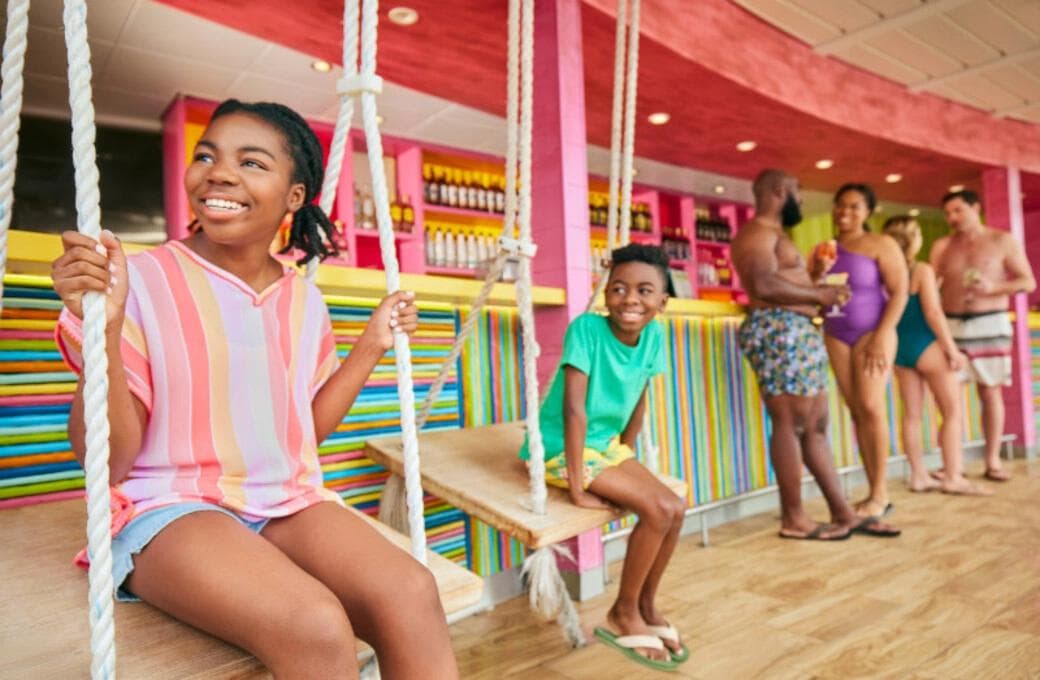 Лайнер Freedom Of The Seas, компании Royal Caribbean International. Фото 1