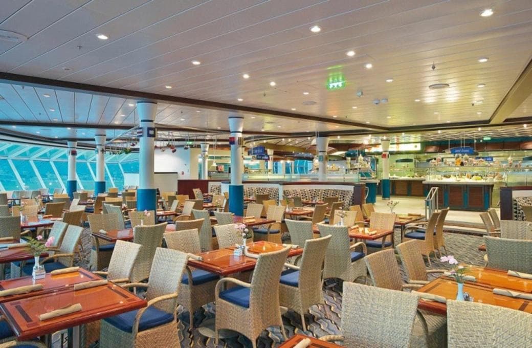 Лайнер Mariner Of The Seas, компании Royal Caribbean International. Фото 1