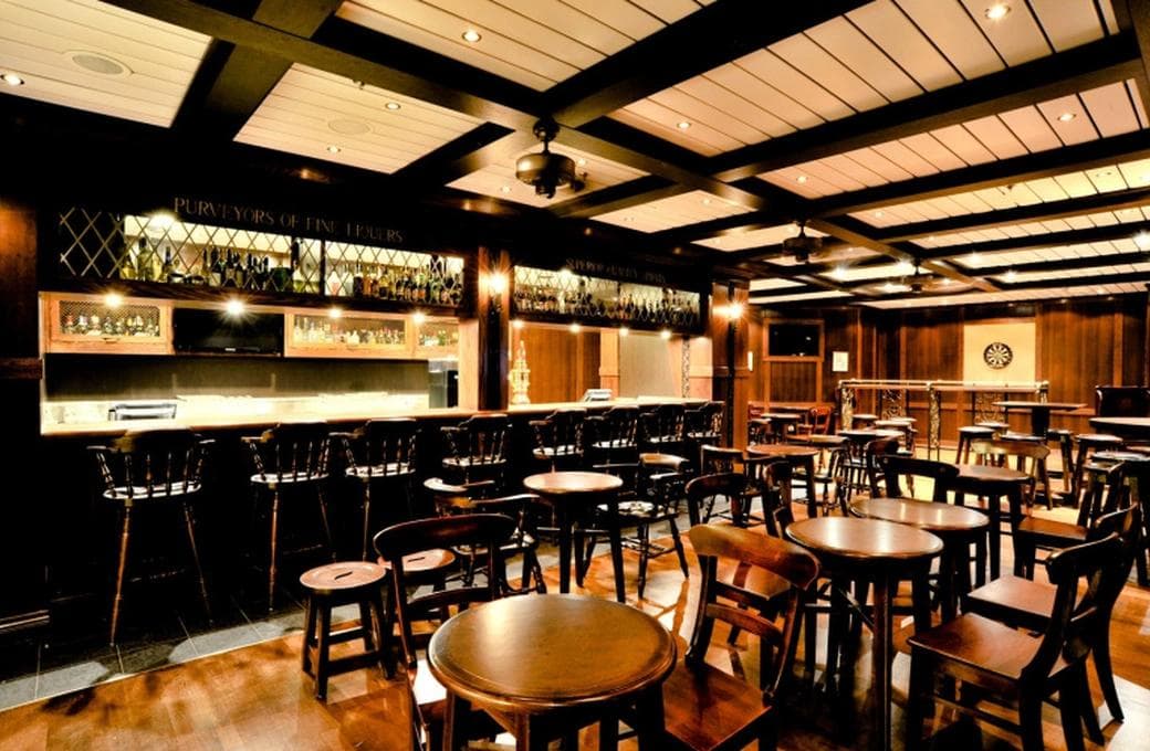 Лайнер Brilliance Of The Seas, компании Royal Caribbean International. Фото 1