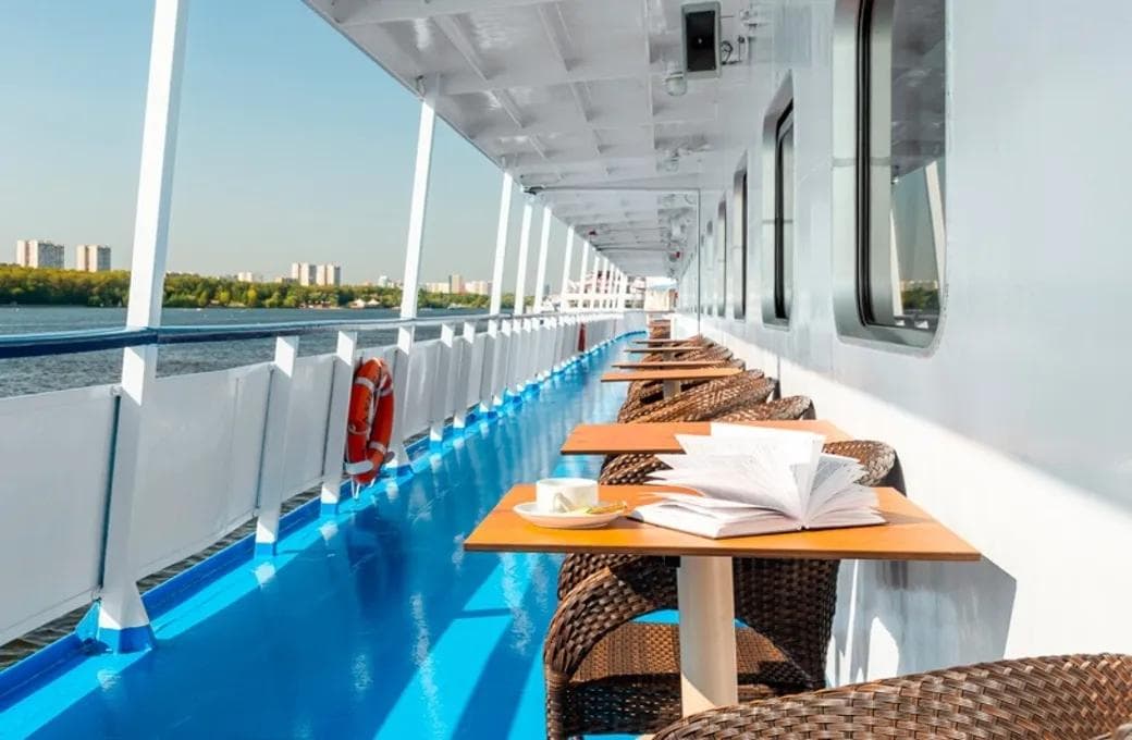 Лайнер Лунная соната, компании Созвездие. Фото 1