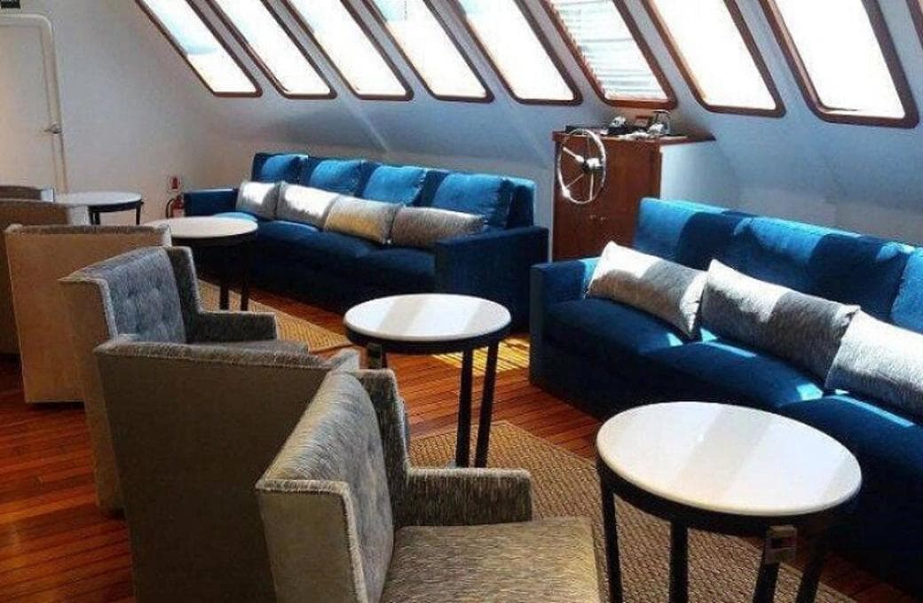 Лайнер Celebrity Xploration, компании Celebrity Cruises. Фото 1