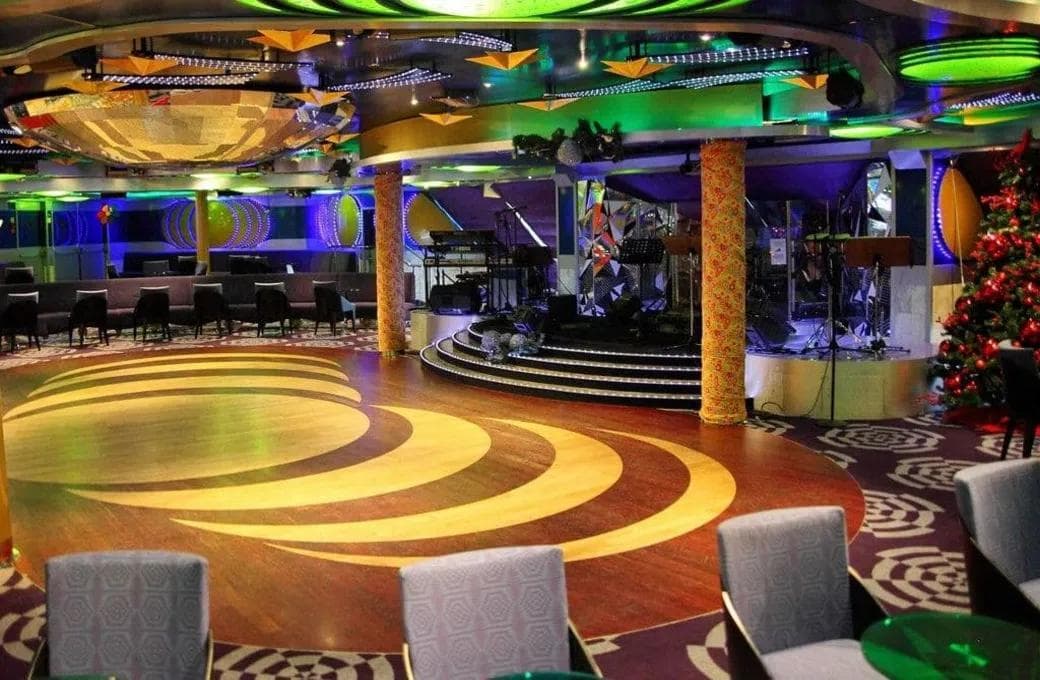 Лайнер Costa Serena, компании Costa Cruises. Фото 1