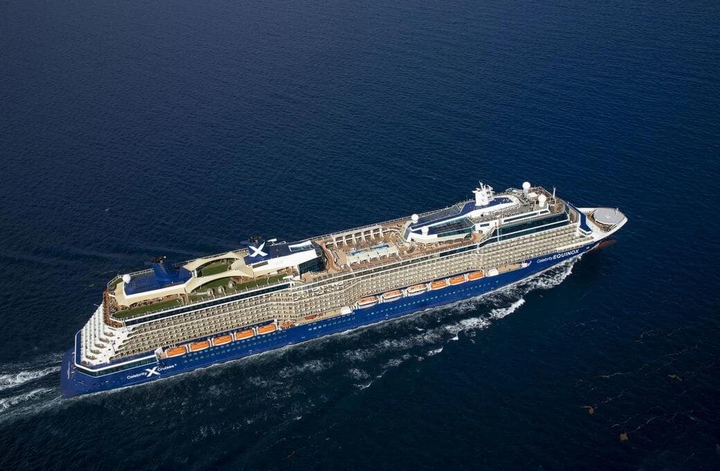 Лайнер Celebrity Equinox, компании Celebrity Cruises. Фото 1