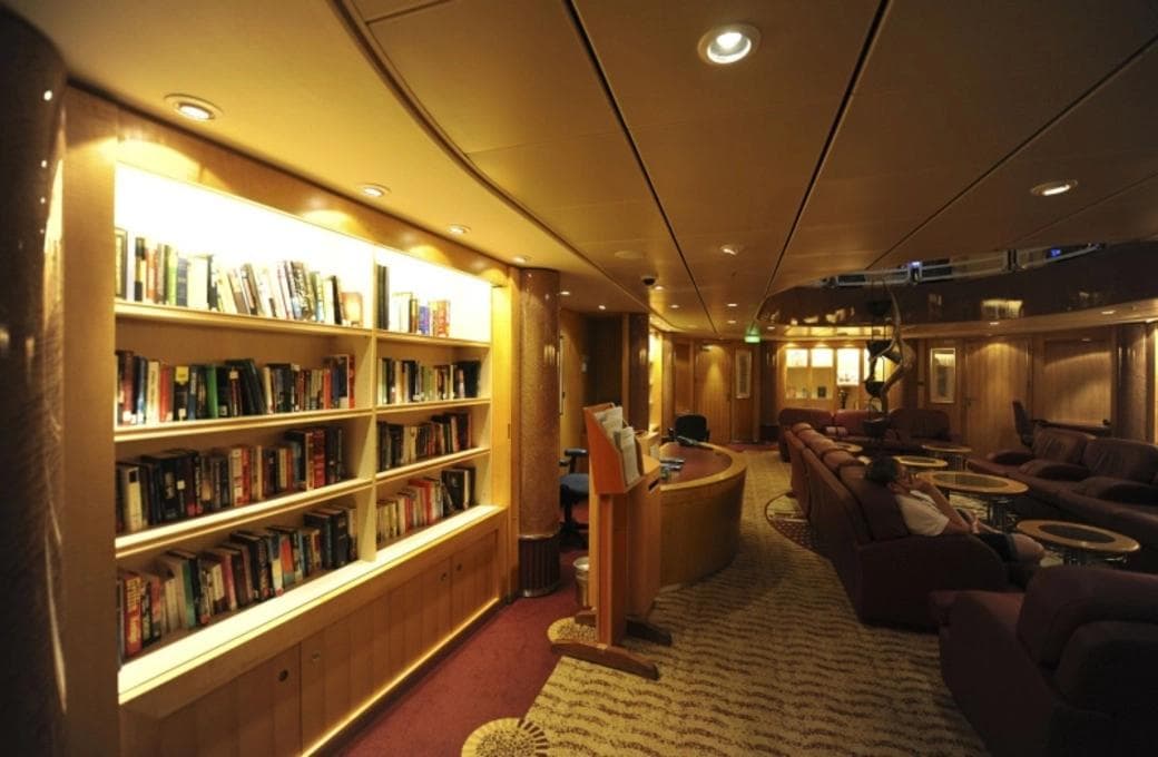 Лайнер Mariner Of The Seas, компании Royal Caribbean International. Фото 1