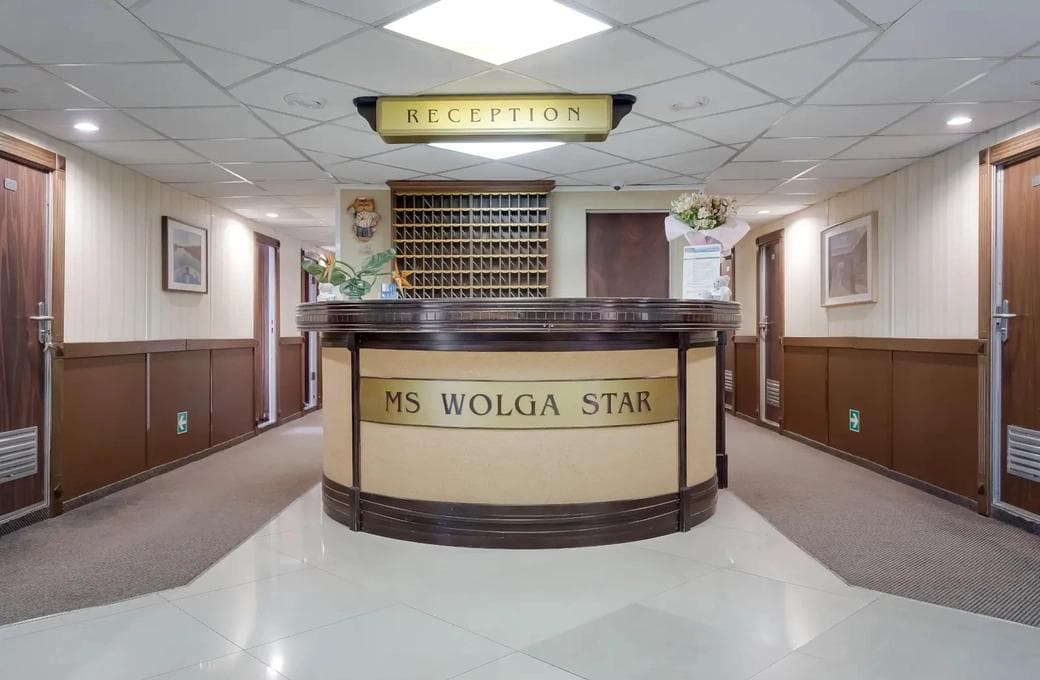 Лайнер Волга Стар, компании Донинтурфлот. Фото 1