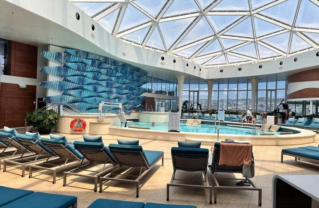 Лайнер Celebrity Ascent, компании Celebrity Cruises. Фото 1