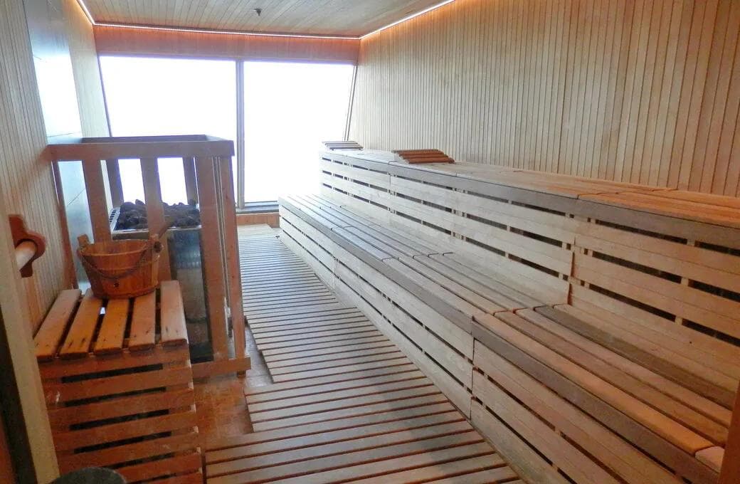 Лайнер Costa Fortuna, компании Costa Cruises. Фото 1