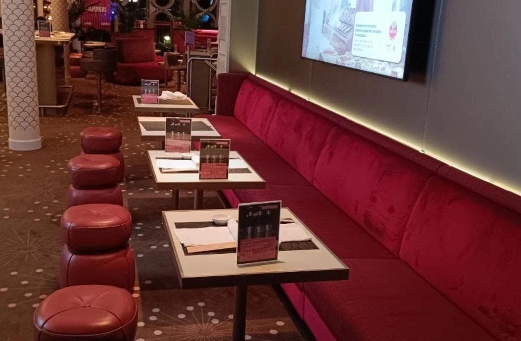 Лайнер Costa Smeralda, компании Costa Cruises. Фото 1