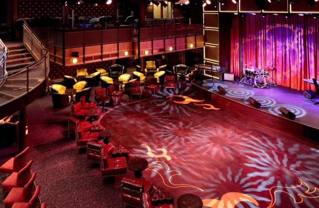 Лайнер Anthem Of The Seas, компании Royal Caribbean International. Фото 1